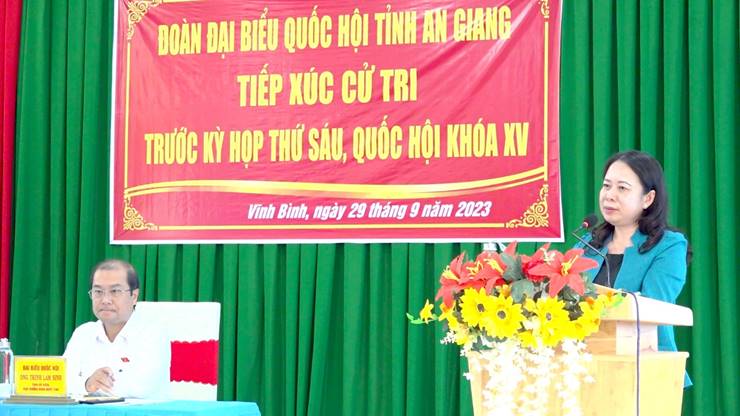 Bà Võ Thị Ánh Xuân, Ủy viên Ban Chấp hành Trung ương Đảng, Phó Chủ tịch nước Cộng hòa Xã hội Chủ nghĩa Việt Nam